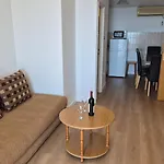 アパート クスト *