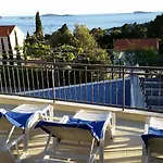 Kust Apartman Mlini