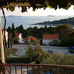 Kust * Mlini
