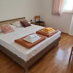 Kust Apartman Mlini
