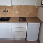 Kust Apartment *