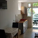 Kust Apartmán Mlini
