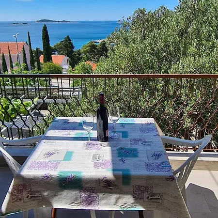Kust Διαμέρισμα